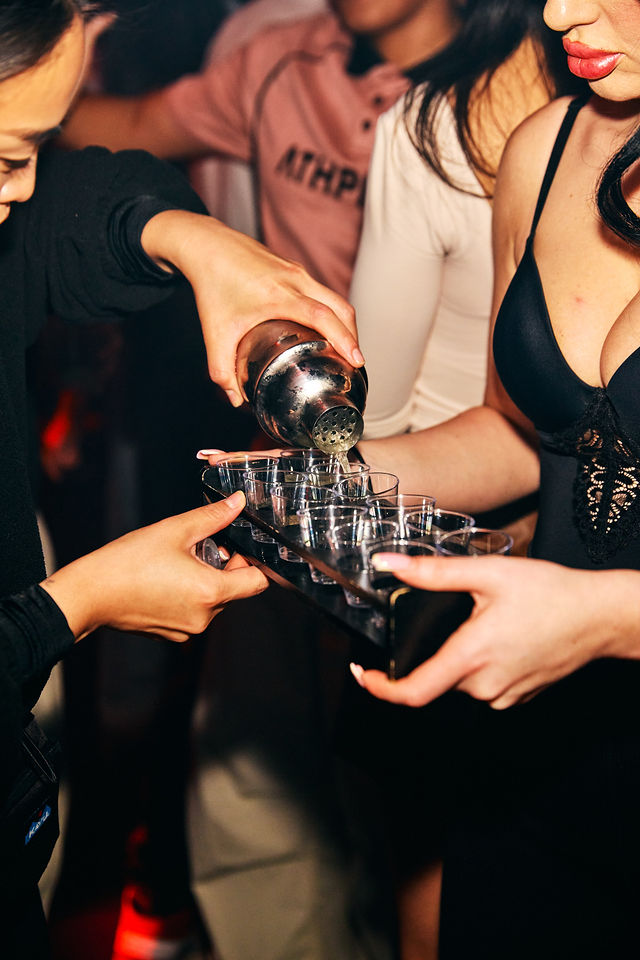 midnight-club-40571745802c4790cbc1236179395660-large