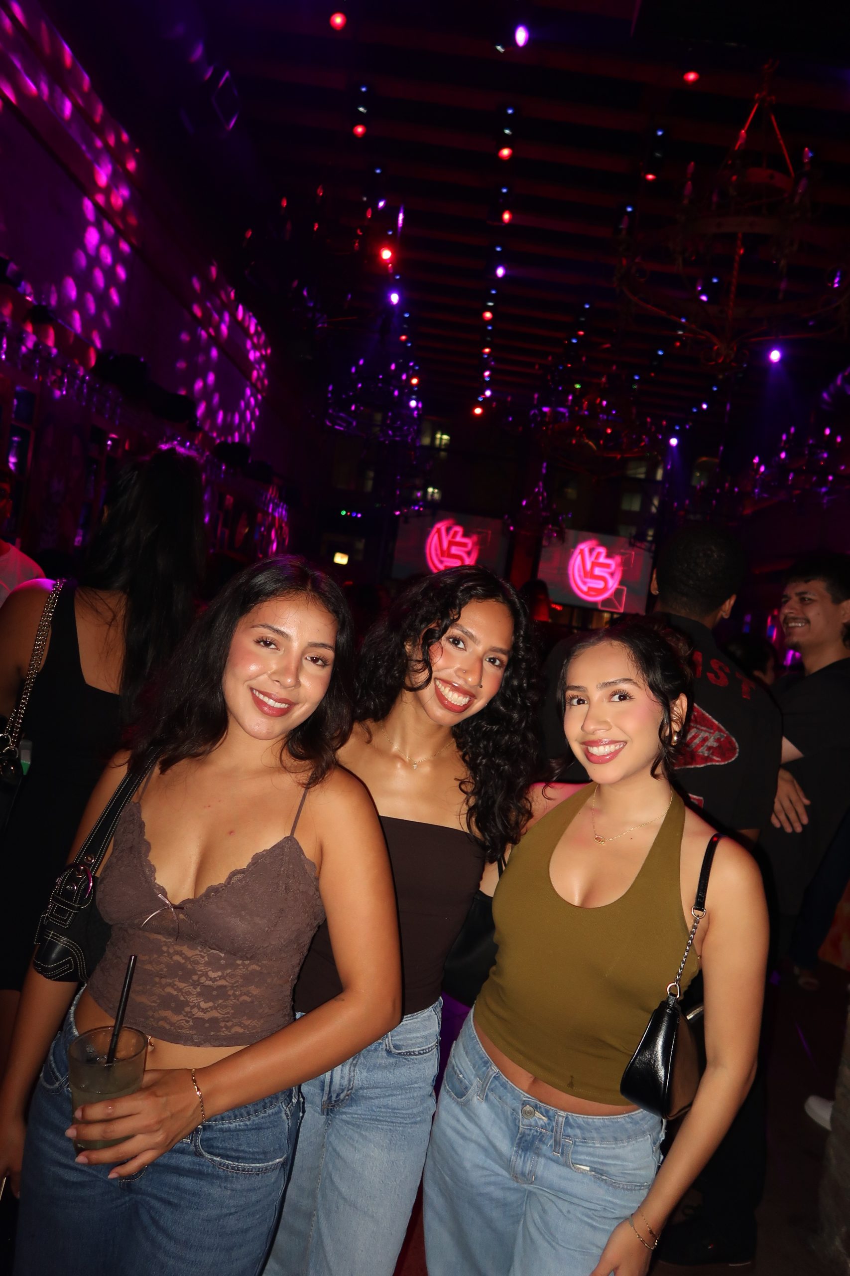 moes-cantina-rnIMG_2389